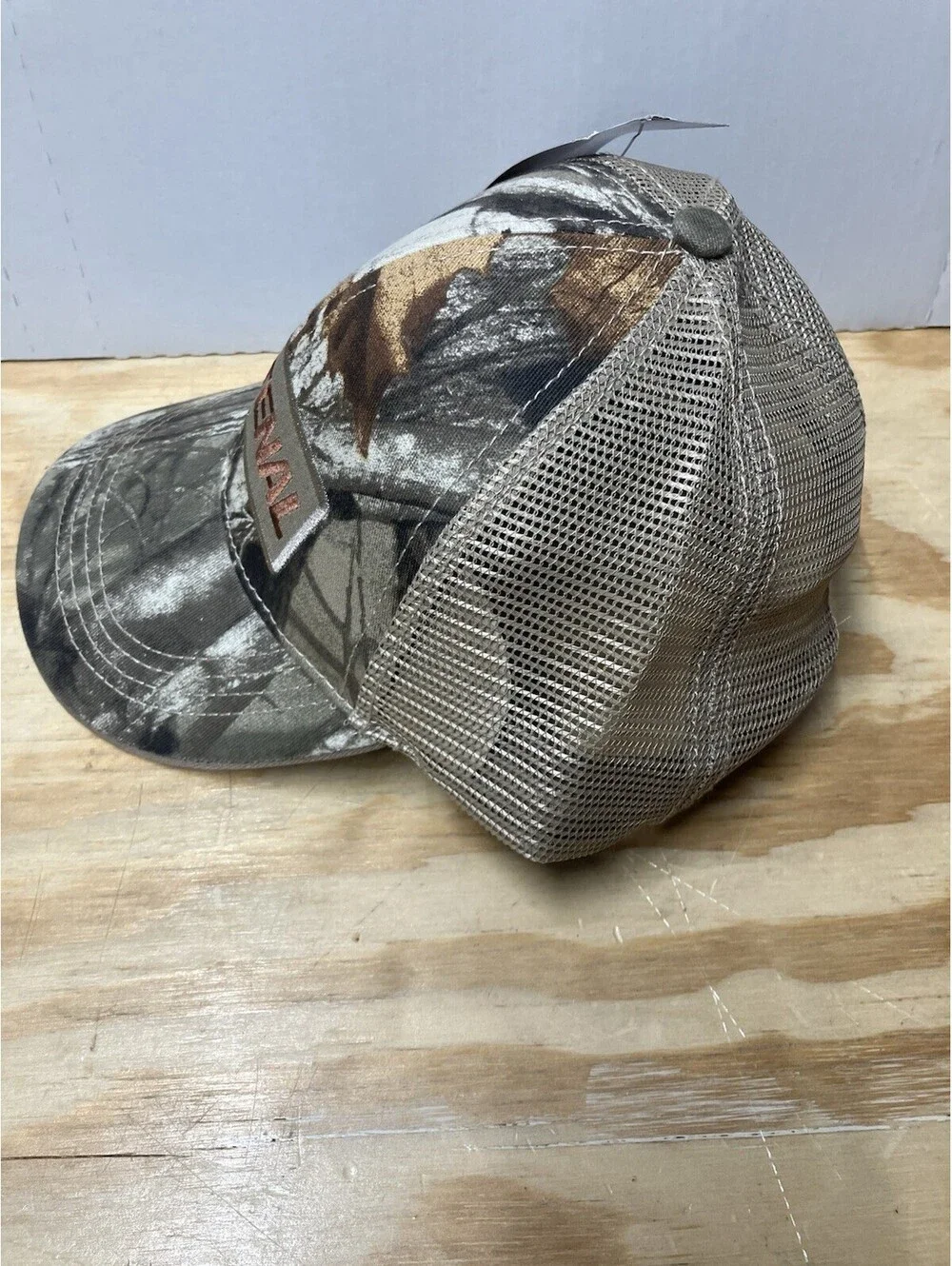 Fastenal Classic MENS Snap Back Trucker Hat Cap Camouflage Outdoor Hunt NWT